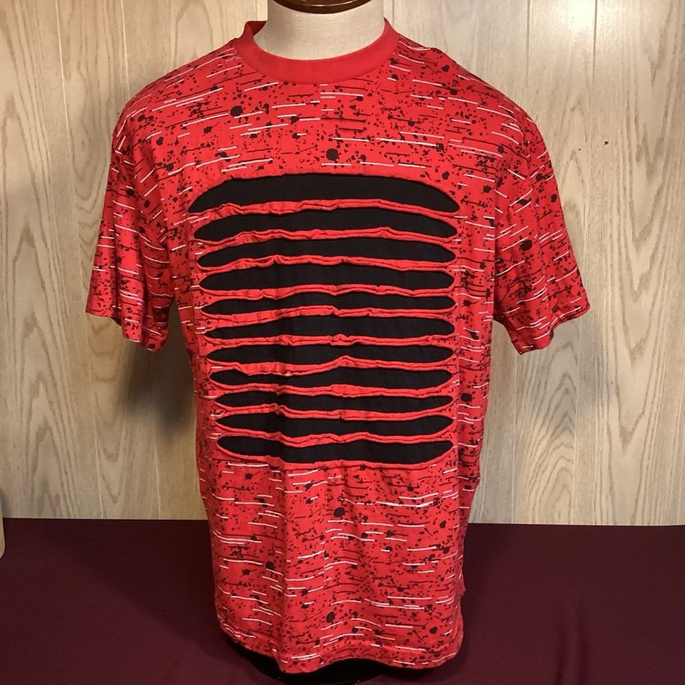 King Maker multi color distressed T-shirt mens  large